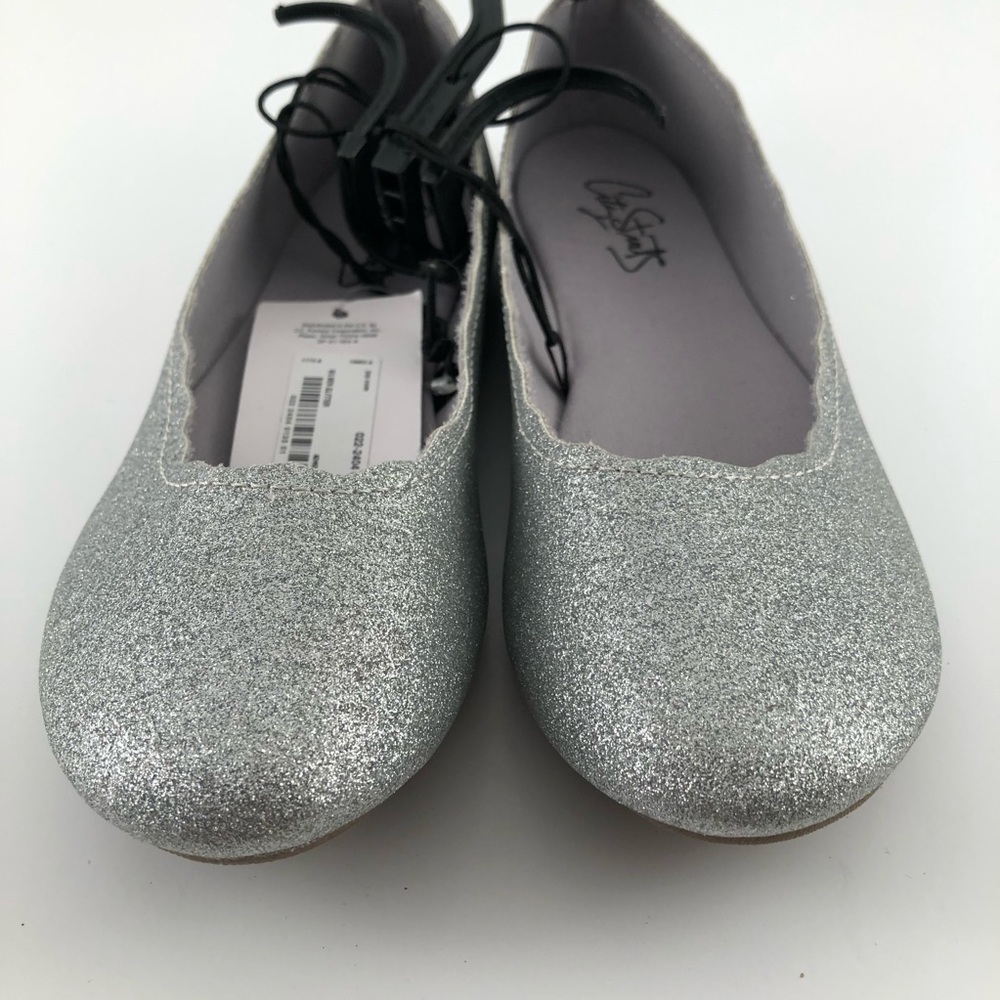 NEW JC Penny City Streets Jr. Silver Sparkle Ballet Flats Girls Sz 5